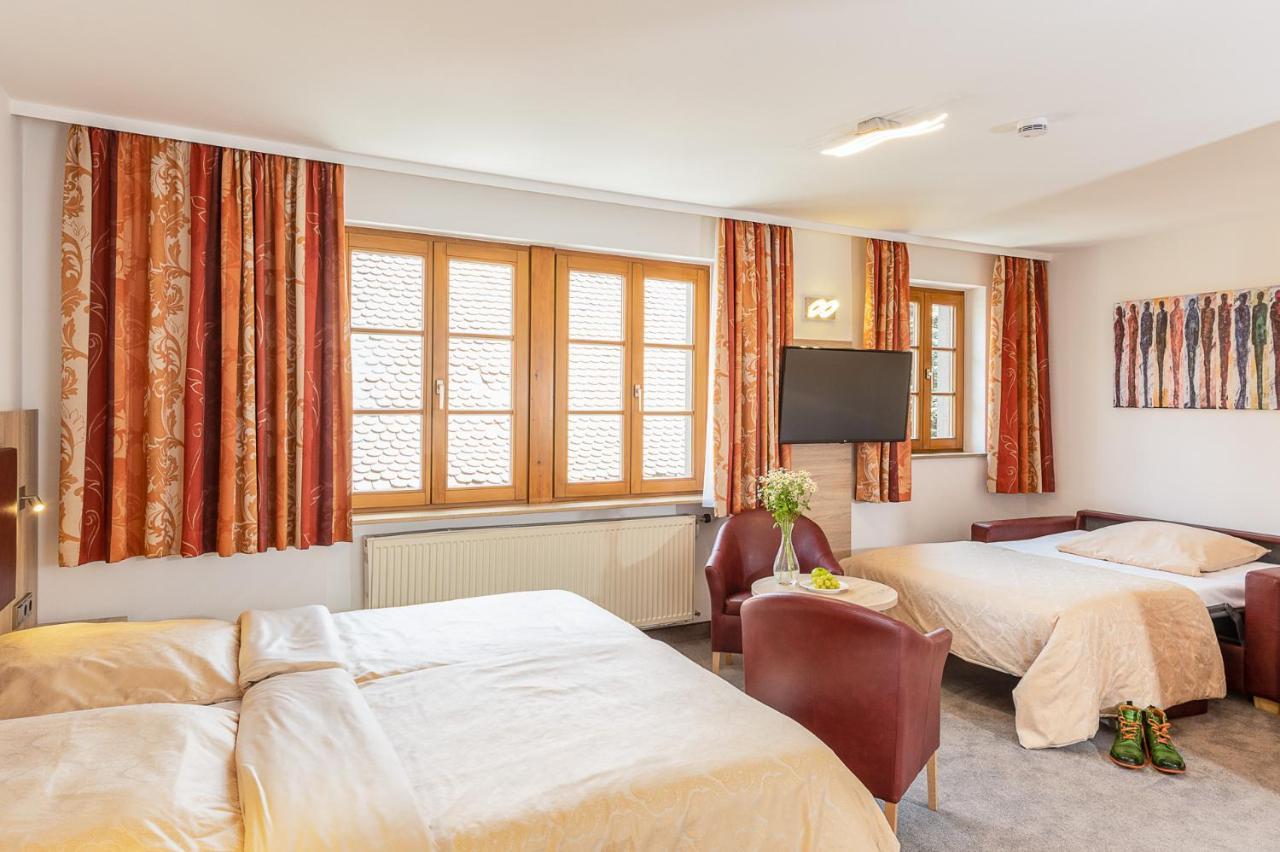 Triple Room,1261140712:JPEG